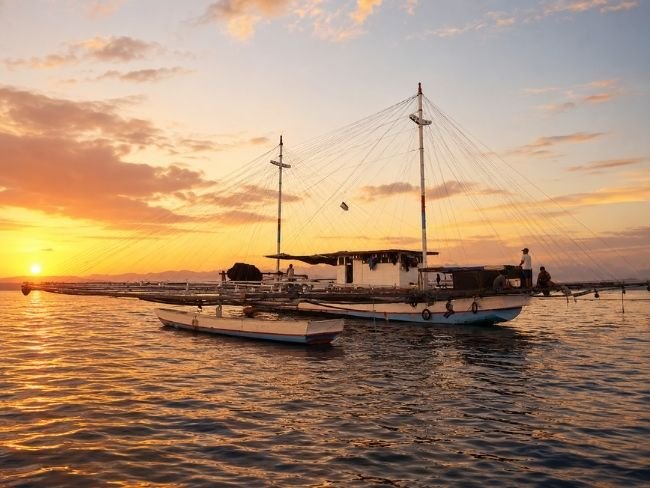 Bagan fishing platform in Saleh Bay