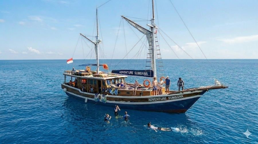 Sumbawa private boat tour