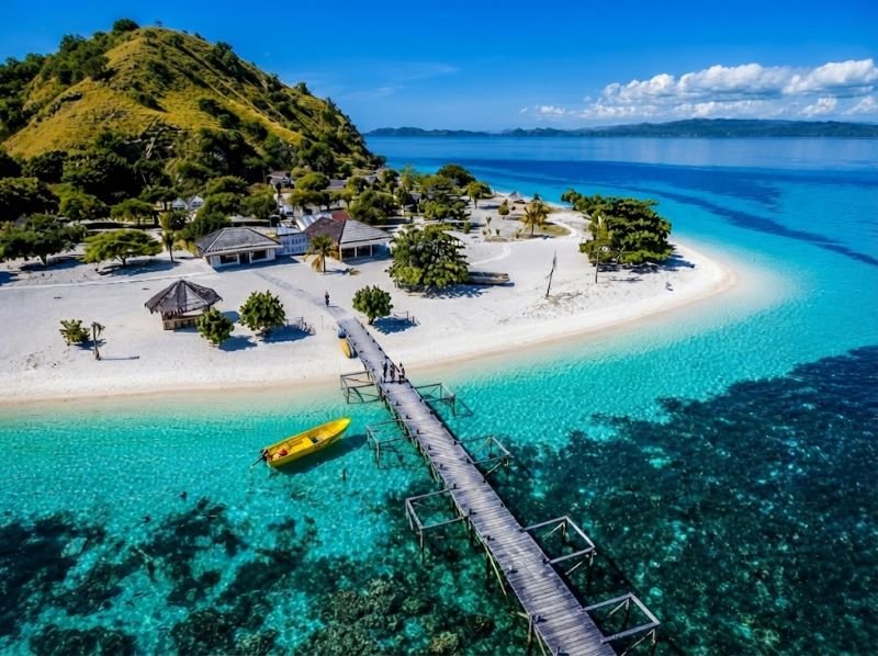 Kenawa Island boat trip