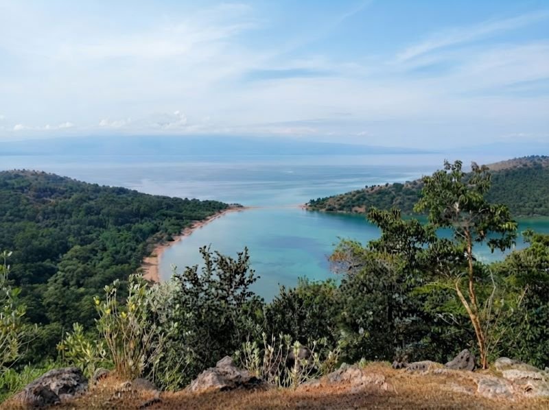 Ngali Island Boat Trip Cost Factors