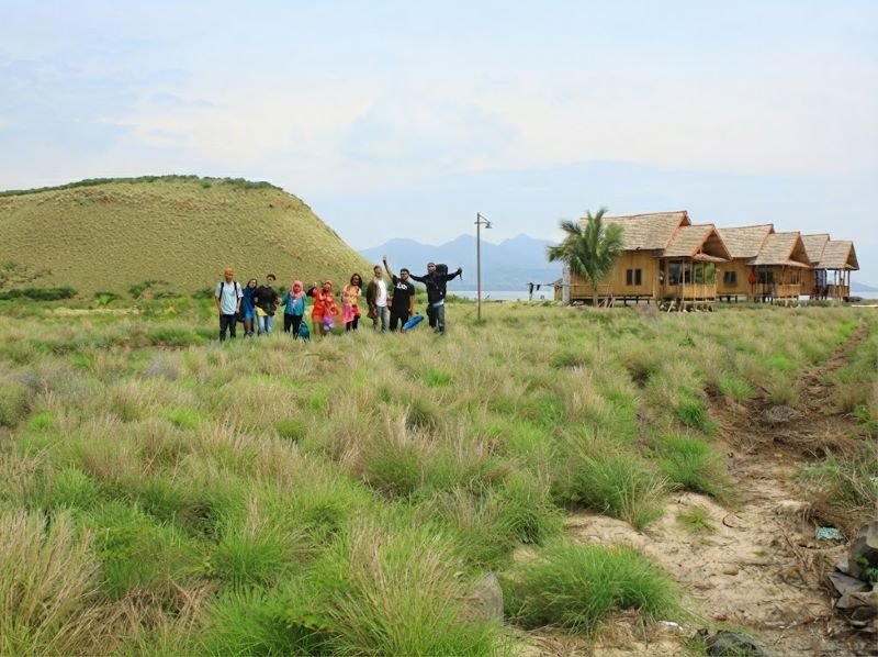 Paserang Island boat trip
